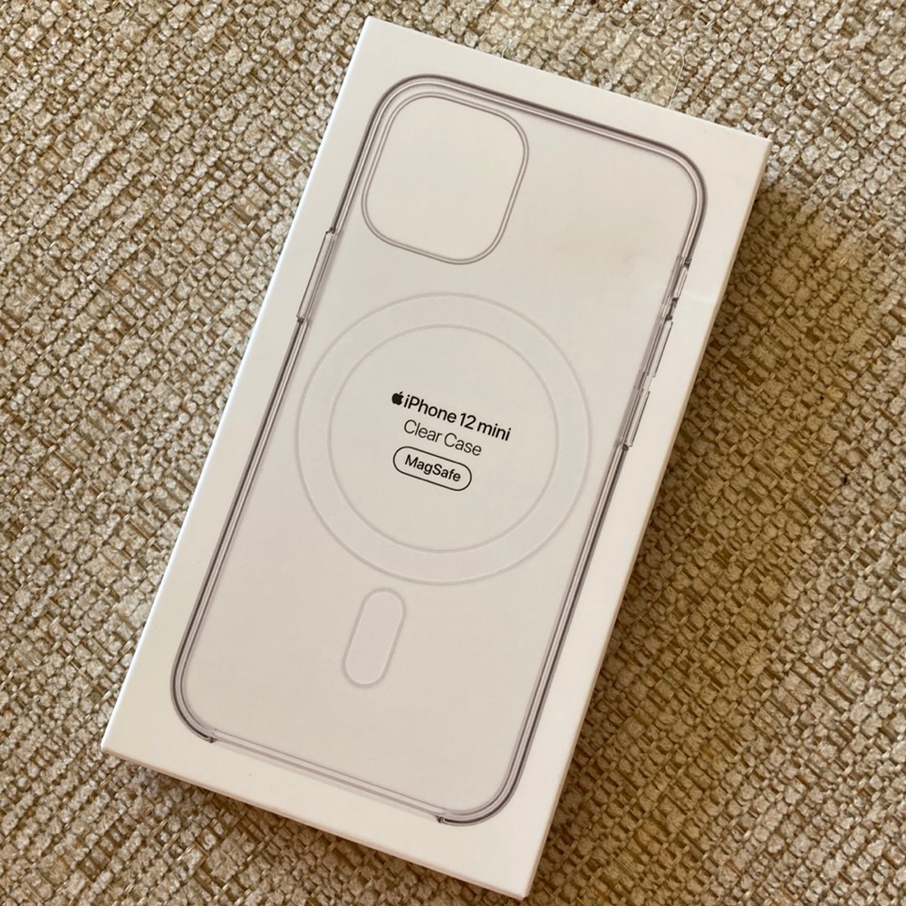 New! Genuine Apple iPhone 12 mini Clear MagSafe Case
